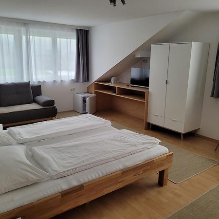 Gaestezimmer Suppan Hörbranz Zimmer foto